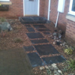 Slate pathway with Trent gravel and cobbles